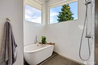 10045 9th Avenue SW, Seattle, WA 98146 - Photo 21