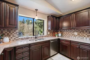 9574 Radcliff Ave NE, Bremerton, WA 98311 - Photo 15