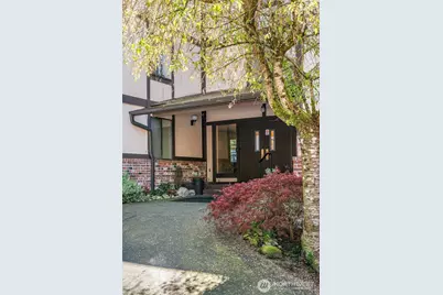 4501 Grandview Drive W #T-105, University Place, WA 98466 - Photo 3