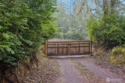 1704 186th Avenue NW, Lakebay, WA 98349 - Photo 7