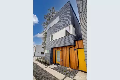 4405 B S Holly Street, Seattle, WA 98118 - Photo 1