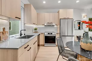 4405 B S Holly St, Seattle, WA 98118 - Photo 5