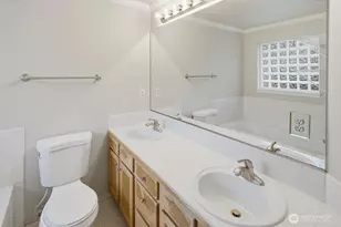 14868 SE 16th St, Bellevue, WA 98007 - Photo 17