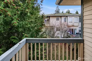 14868 SE 16th St, Bellevue, WA 98007 - Photo 27