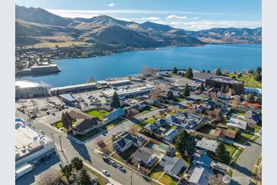 409 N Cedar Street, Chelan, WA 98816 - Photo 3