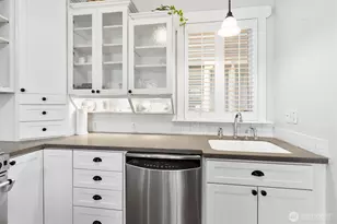 2201 Rockefeller Ave, Everett, WA 98201 - Photo 15