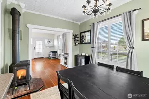 2201 Rockefeller Ave, Everett, WA 98201 - Photo 11