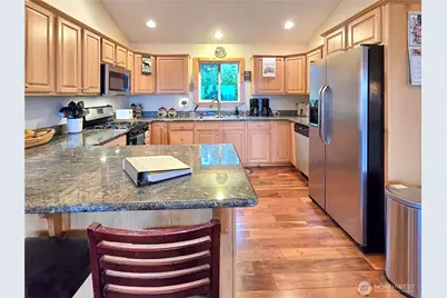 1028 Circle Drive, Camano Island, WA 98282 - Photo 15