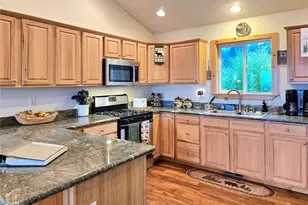 1028 Circle Dr, Camano Island, WA 98282 - Photo 15