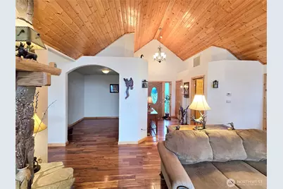 1028 Circle Drive, Camano Island, WA 98282 - Photo 5