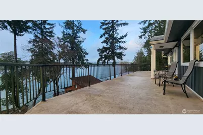 291 E Midway, Shelton, WA 98584 - Photo 1