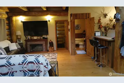 40 E Seahawks Way, Belfair, WA 98528 - Photo 9