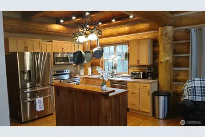 40 E Seahawks Way, Belfair, WA 98528 - Photo 15