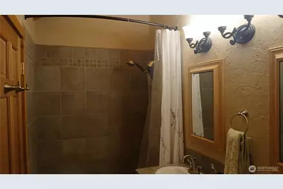 40 E Seahawks Way, Belfair, WA 98528 - Photo 21