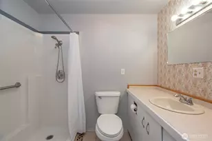 2026 W 10th St, Port Angeles, WA 98363 - Photo 13