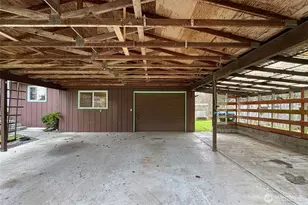 2026 W 10th St, Port Angeles, WA 98363 - Photo 39