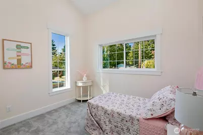 4902 241st Street SW, Lake Forest Park, WA 98043 - Photo 15