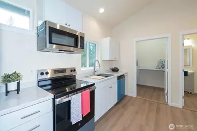 1703 Harrison Avenue SE, Port Orchard, WA 98366 - Photo 9