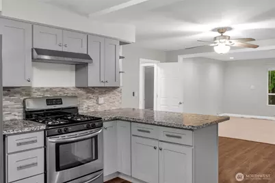 9901 59th Avenue Ct E, Puyallup, WA 98373 - Photo 9