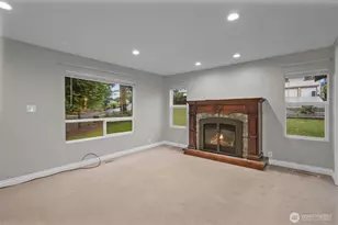 9901 59th Ave Ct E, Puyallup, WA 98373 - Photo 3