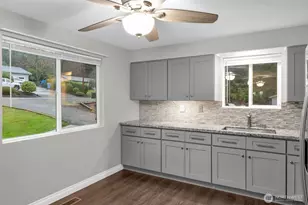 9901 59th Ave Ct E, Puyallup, WA 98373 - Photo 11