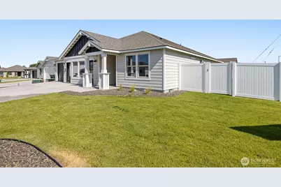 4208 W Sandy Ct, Moses Lake, WA 98837 - Photo 3