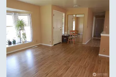 5036 Beach Way NE, Olympia, WA 98516 - Photo 3