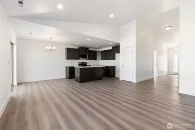 312 N Montana Street, Moses Lake, WA 98837 - Photo 13