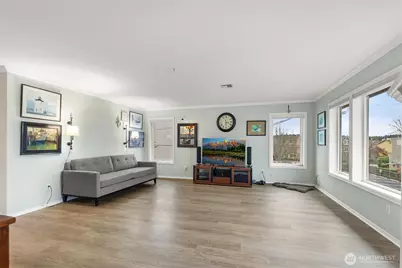 658 Glen Street #302, Edmonds, WA 98020 - Photo 7