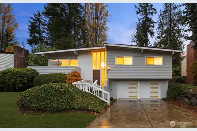 201 165th Avenue NE, Bellevue, WA 98008 - Photo 1