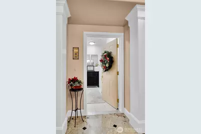 4406 Providence Point Place SE #310, Issaquah, WA 98029 - Photo 3