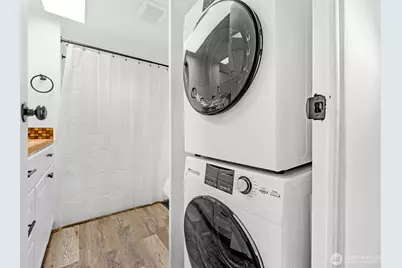 14322 Admiralty Way #8, Lynnwood, WA 98087 - Photo 15