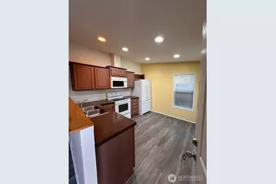 4731 E Rasor Road W, Belfair, WA 98528 - Photo 9