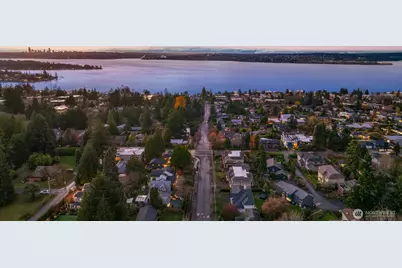 5916 108th Avenue NE, Kirkland, WA 98033 - Photo 5