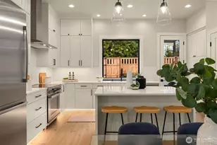 10805 NE 60th St, Kirkland, WA 98033 - Photo 13