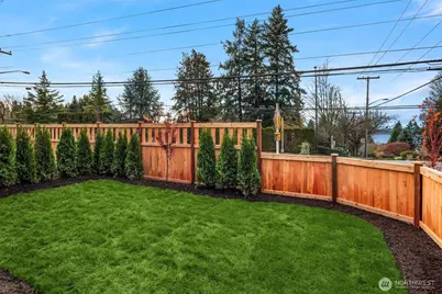 10805 NE 60th Street, Kirkland, WA 98033 - Photo 27