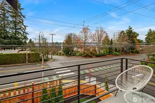 10805 NE 60th St, Kirkland, WA 98033 - Photo 23