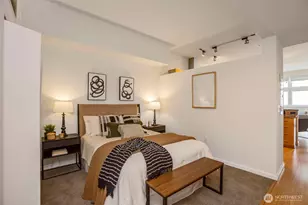 17 W Mercer St, Seattle, WA 98119 - Photo 15