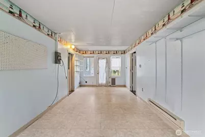 10502 Crescent Valley Drive NW, Gig Harbor, WA 98332 - Photo 21