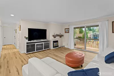 7501 Ruby Drive SW #H202, Lakewood, WA 98498 - Photo 3