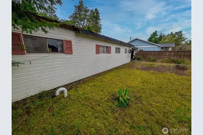 328 Ensign Avenue NW, Ocean Shores, WA 98569 - Photo 5