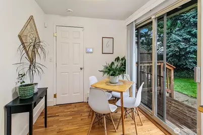 5723 208th Street SW, Lynnwood, WA 98036 - Photo 9