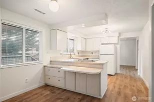 10207 NE 43rd Ave, Vancouver, WA 98686 - Photo 9