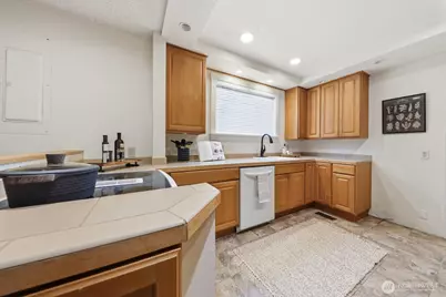 6519 17th Avenue NW, Seattle, WA 98117 - Photo 13