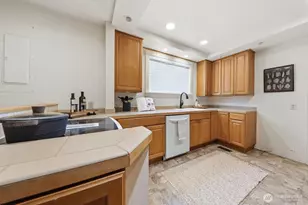 6519 17th Ave NW, Seattle, WA 98117 - Photo 13