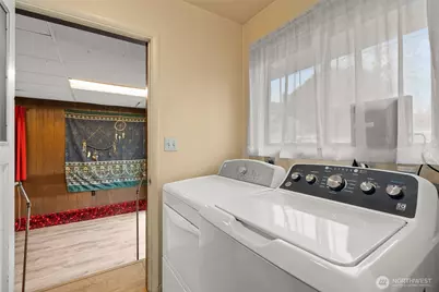 404 Eleventh Street, Raymond, WA 98577 - Photo 17