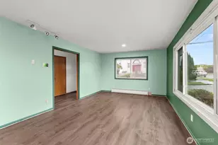 404 11th St, Raymond, WA 98577 - Photo 13