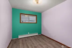 404 11th St, Raymond, WA 98577 - Photo 17