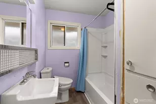 404 11th St, Raymond, WA 98577 - Photo 15