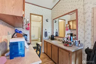 298 Holly Dr, Enumclaw, WA 98022 - Photo 13